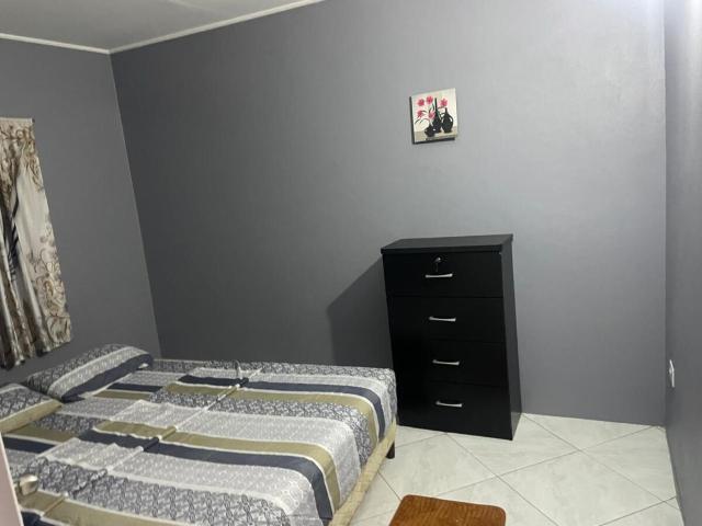 DeDe's Place