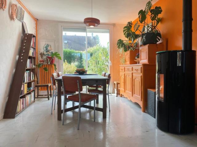 Guest house close to Chartres Mambo#2