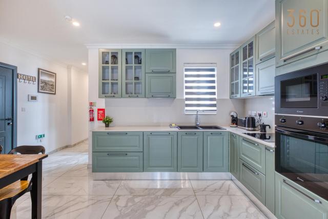 Central Malta Gem - 3BR Apartment with Balconies