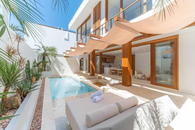 Luxury 2BR Villa Lulu Pool & Sunken Lounge Canggu