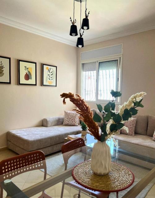 Appartement T2 Moderne- Gare, Plages & Rabat à Proximité