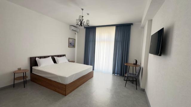 Humor Hotel