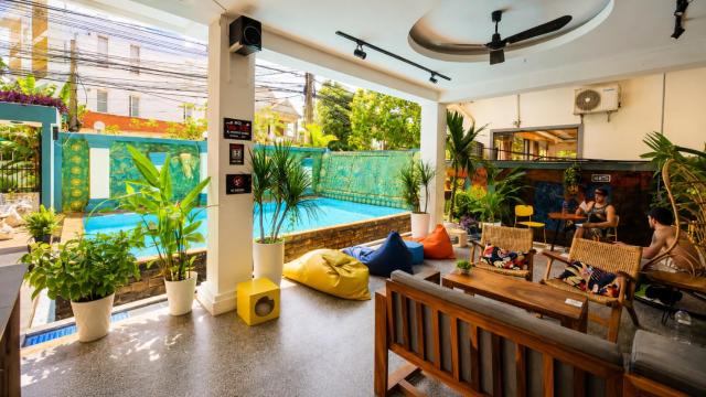 LOTUS SERENITY Hostel