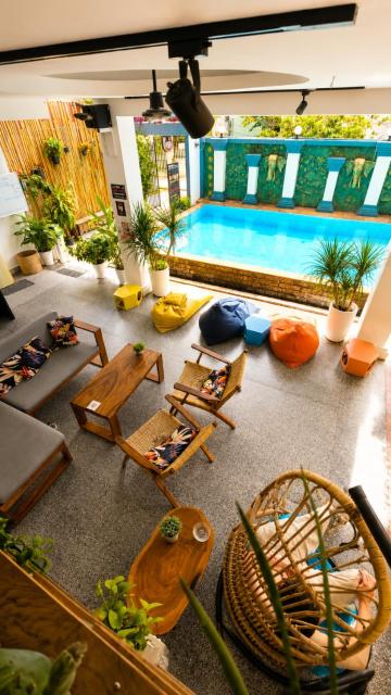 LOTUS SERENITY Hostel