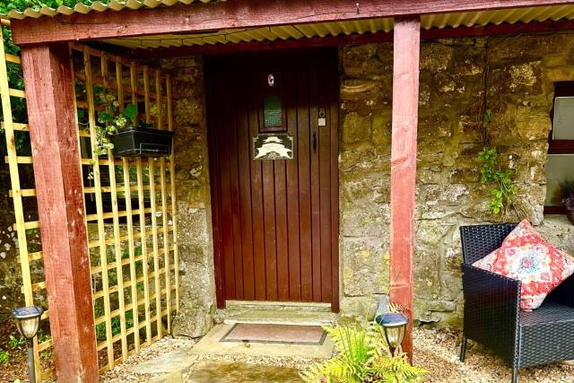 Cozy Cottage Retreat in Donegal
