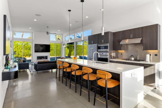 Modern Desert Oasis