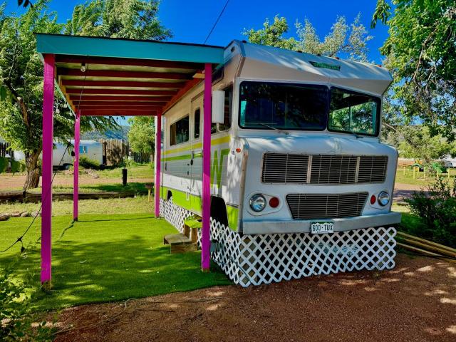 Starlite Vintage Resort
