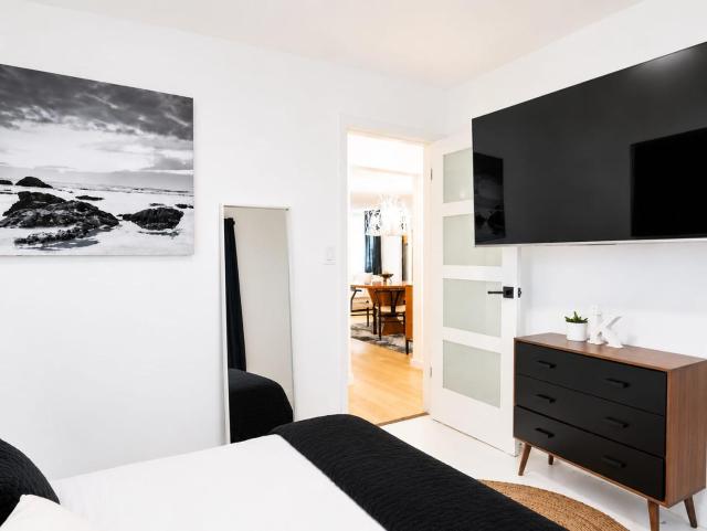 Hollywood Waterfront 2BR Near Fort Lauderdale, Beach & Hard Rock