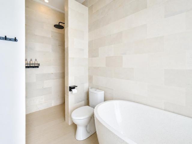 3BR Private Pool Villa in Berawa - 5 Min Walk to Beach