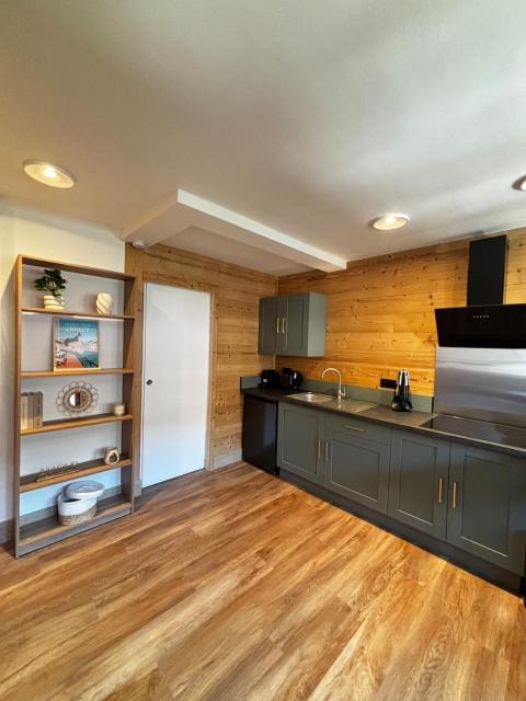 Studio in the heart of the city - Close to the lake and the mountains