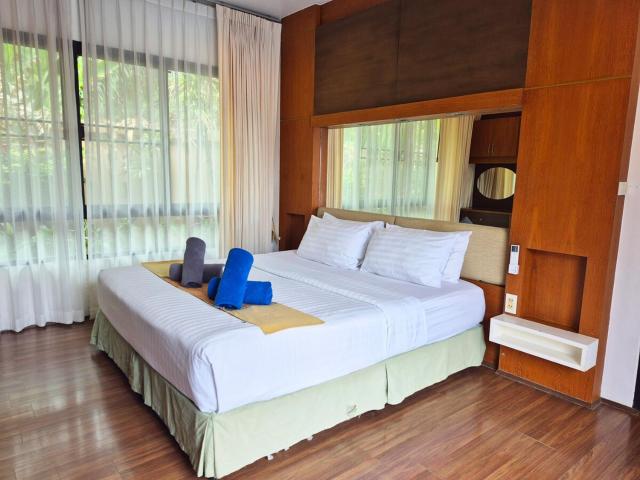 Comfortable 2br private pool villa in SaiYuan