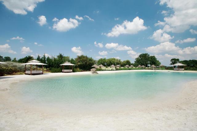 Laguna Lodge