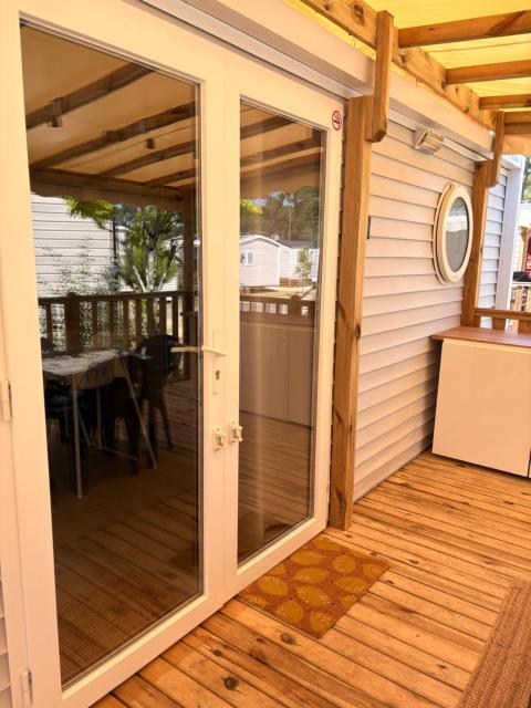Camping Les Embruns, Mobile home 7 pers, climatisation, espace aquatique et plage, Cap ferret