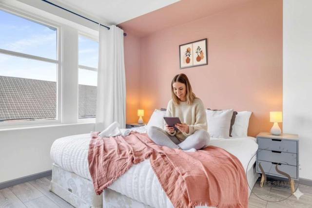 Sienna Suite 1D Near Alton Towers with Free Wi-Fi and Netflix Access