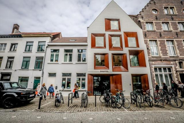 Snuffel Youth Hostel