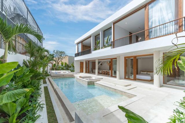 Brand New 3BR Villa Pool & Lounge Berawa Canggu