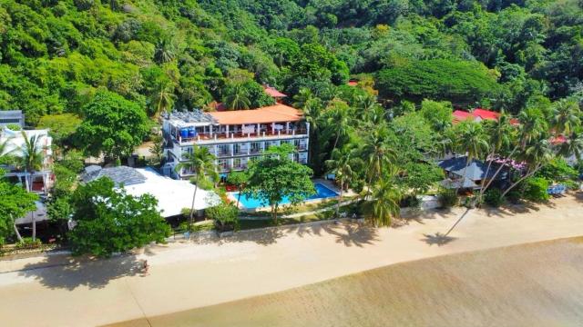 Doublegem Beach Resort and Hotel