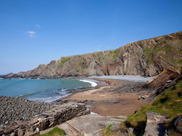 3 Bed in Nr Hartland oc-coas1
