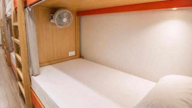 Awesome Hanoi Hostel & Travel