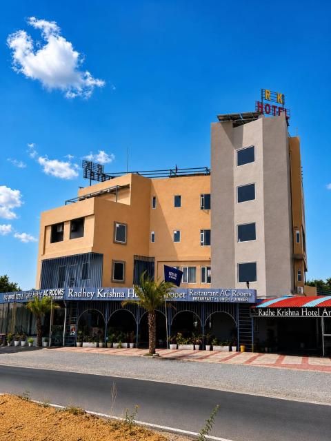 Radhey Krishna Hotel And Resort