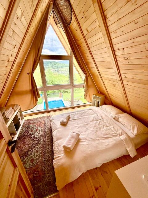 Forest Hillside Cabin Tarcin