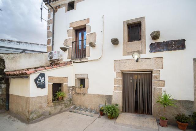 Albergue Turístico "San Blas" I Hospedaje en Vía de la Plata I Oliva de Plasencia