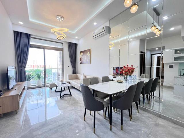 Luxury Apartment With A Large Swimming Pool