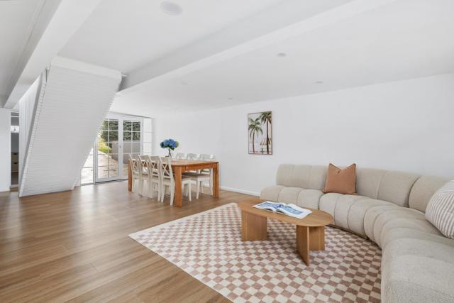 ALFRE53R - Rozelle Garden House