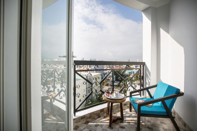 Sofia Suite Hotel & Spa Danang- Free 01 Draught Beer and 20-minute Spa per Room