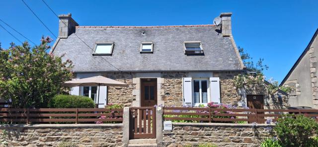 Maison authentique sur la Côte de Granit Rose