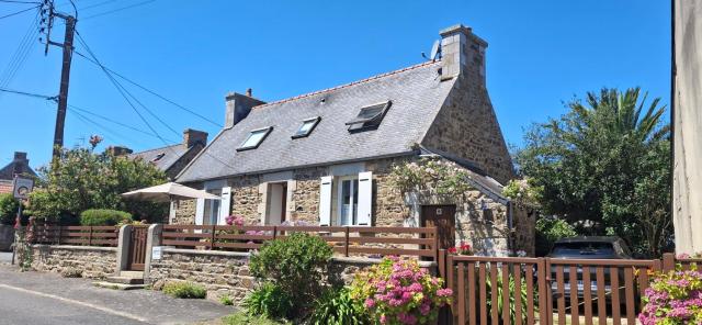 Maison authentique sur la Côte de Granit Rose