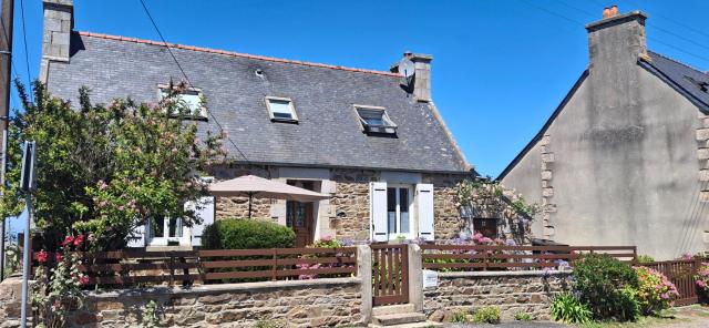 Maison authentique sur la Côte de Granit Rose