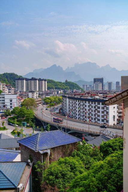 Tianmen Mountain Panorama & Cultural Art Exchange Hostel