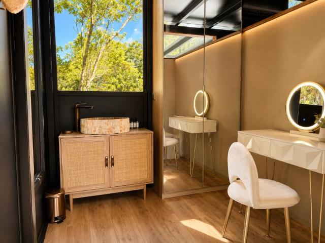 LODGE de Verre insolite dans les Etoiles Glamping