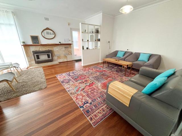 Conns Cottage - Bring your own linen