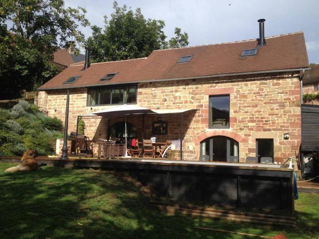 Villa spacieuse à Noailhac avec piscine privée