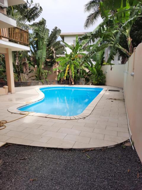 Comfortable apartment in Blue Bay with shared pool