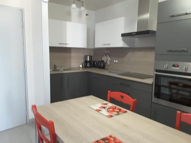 Appartement cosy avec piscine privée à Métabief - 38 m²