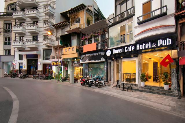 Queen Cafe Hostel