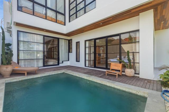 Scenic 2BR Near Berawa Pool & Green Views