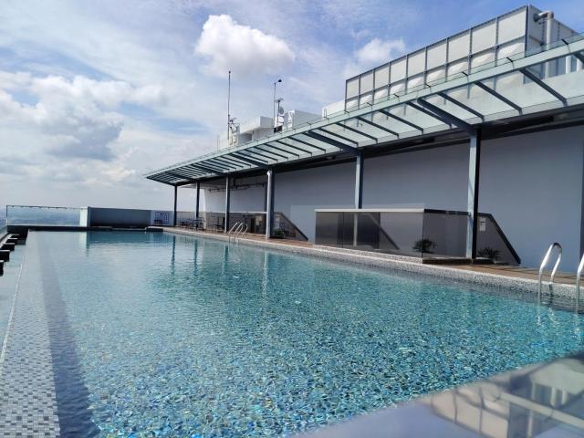 Infinity Pool Seaview Malacca 2-6 pax 5minJonker