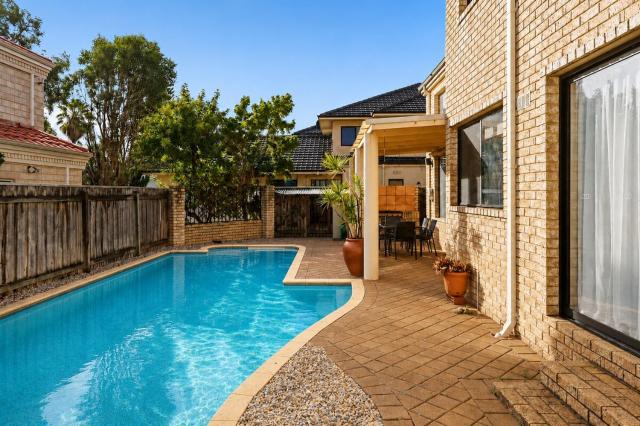 Elegant Riverfront 5BR Family Retreat with Pool