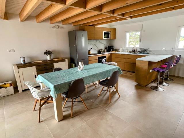 Magnifique 90m2 Neuf 2-6 pers à 700m plage Porteau