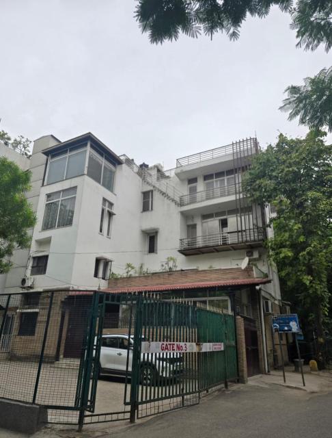 SLepYY FoX - Backpacker Hostel in Greater Kailash