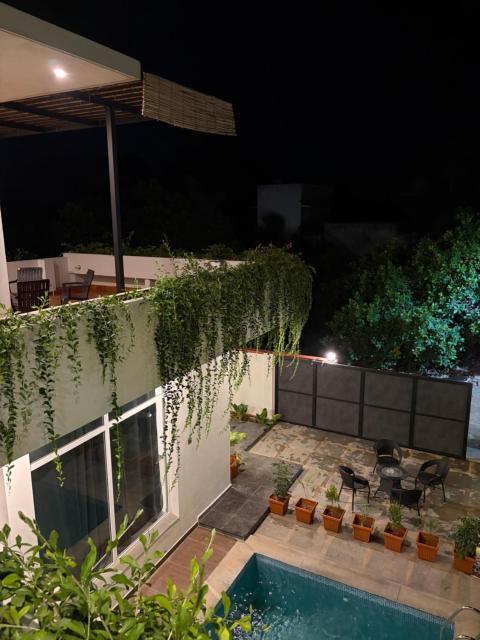 Boutique - Entire 3BHK Private Pool Villa - Auroville - Villa Magizham