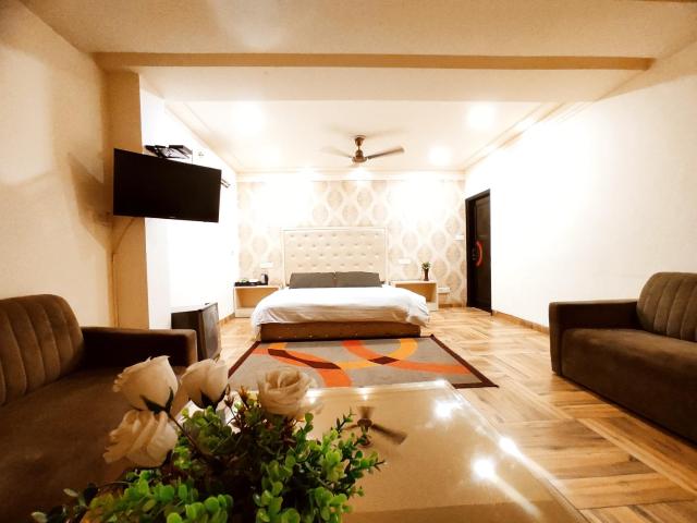 HOTEL KOP INTERNATIONAL - A Legacy Property By Organica Group - Near Ansal Plaza Firozepur Road - Families, Corporates, Couples Favorite