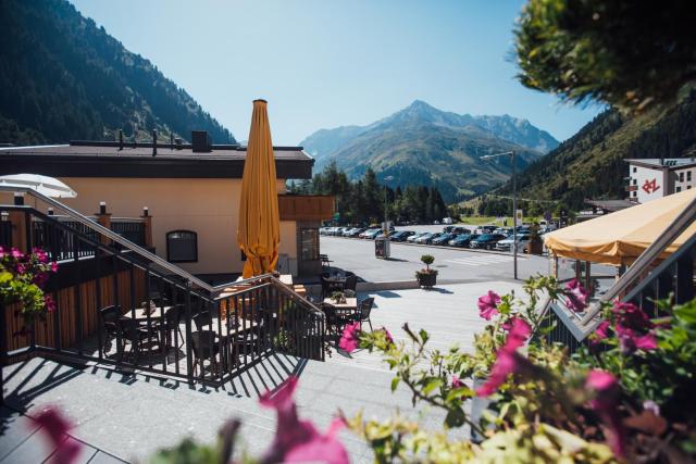 Hotel Mittagskogel Pitztal