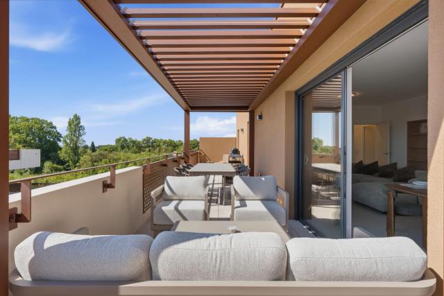 Penthouse Le Spazio 92m & terrasse vue garrigue