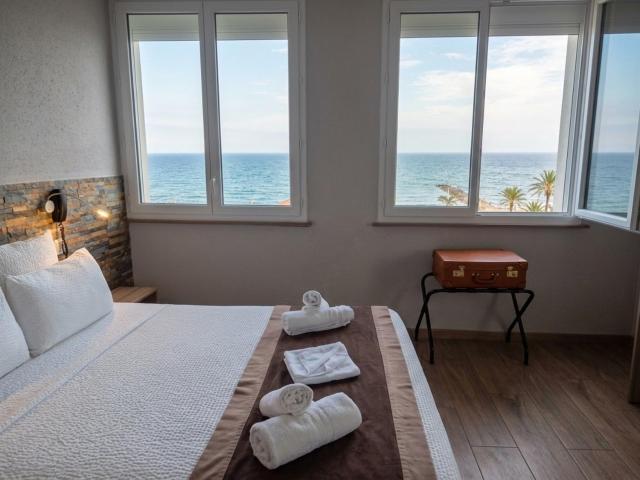 Logis Mar I Sol - Hôtel Restaurant en bord de Mer