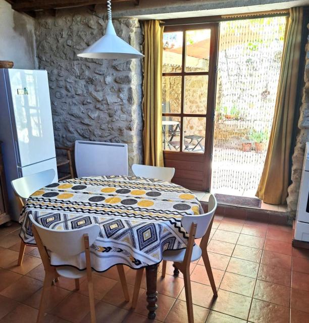 Maison Des Trois Soeurs